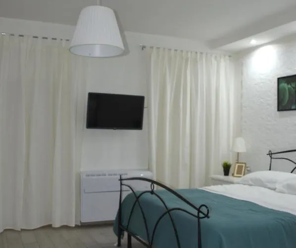 Carmelina 20 *